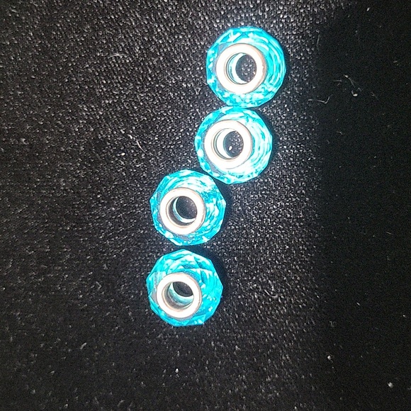 Set of 4 925 silver and glass charms/beads - Picture 4 of 6